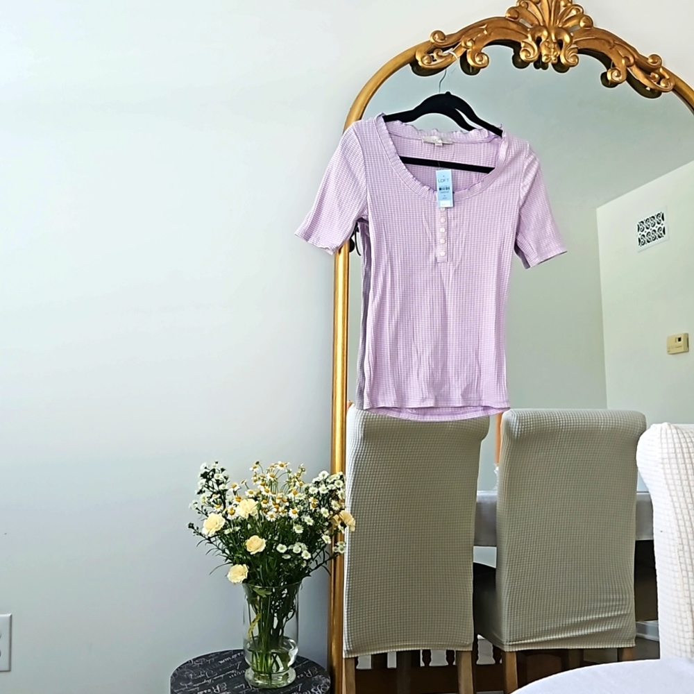 Loft tee shirt